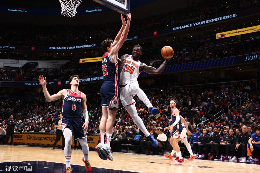 而王哲林则 而王哲林则